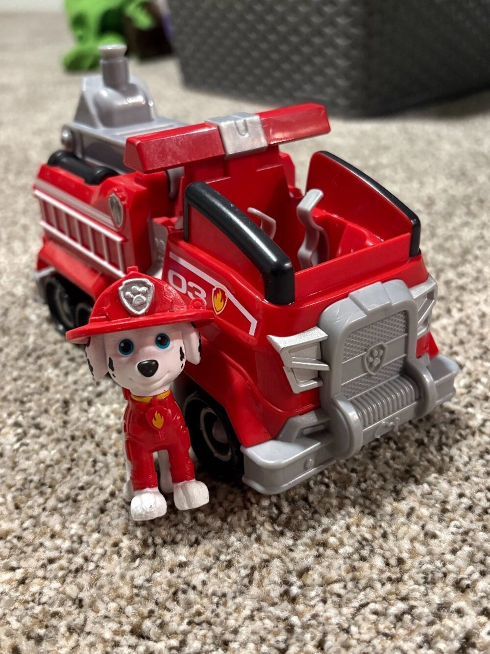 PAW Patrol The Movie Marshall Deluxe Vehicle Fire Truck